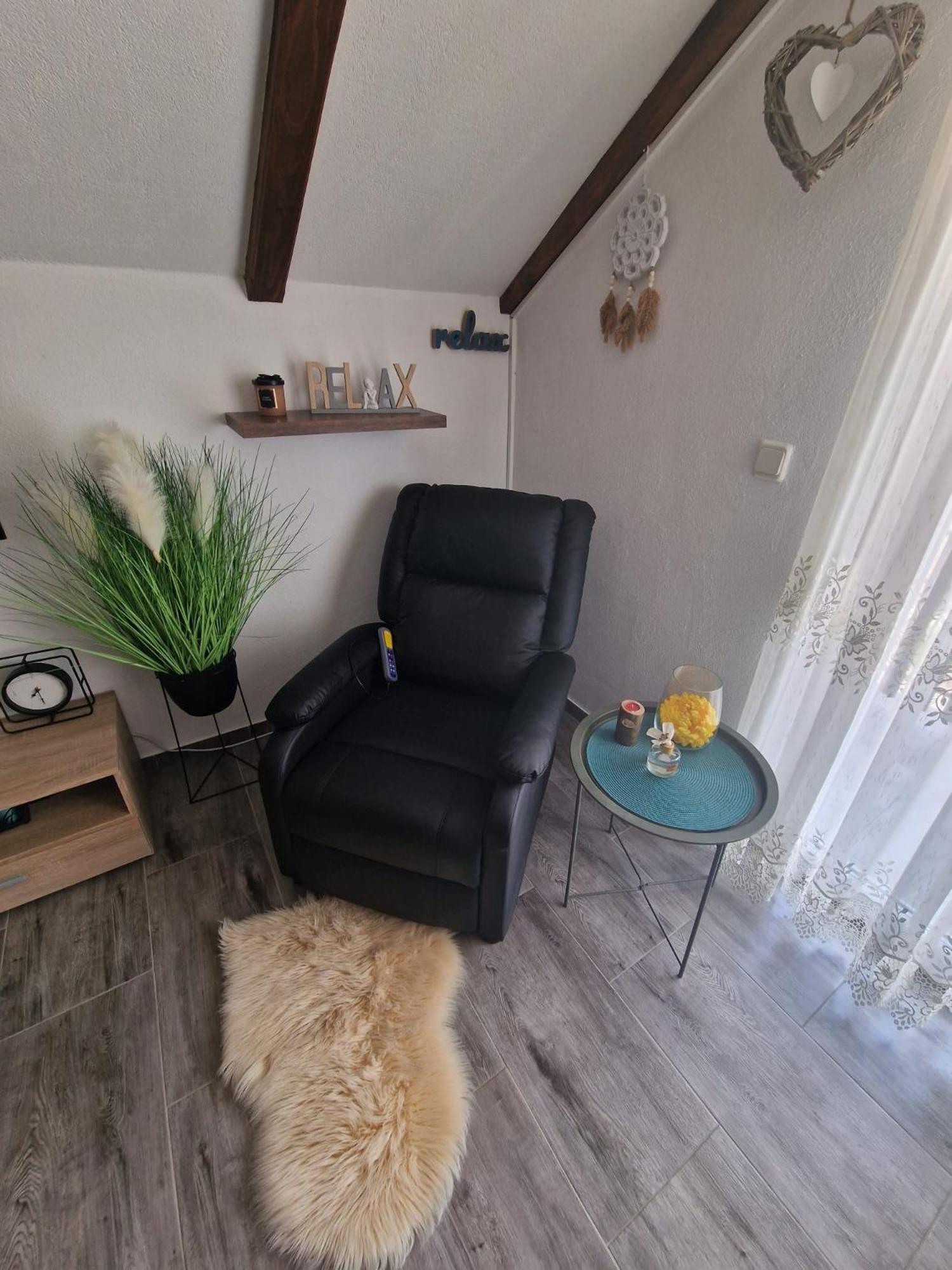 Apartamento Ana Gračac Exterior foto